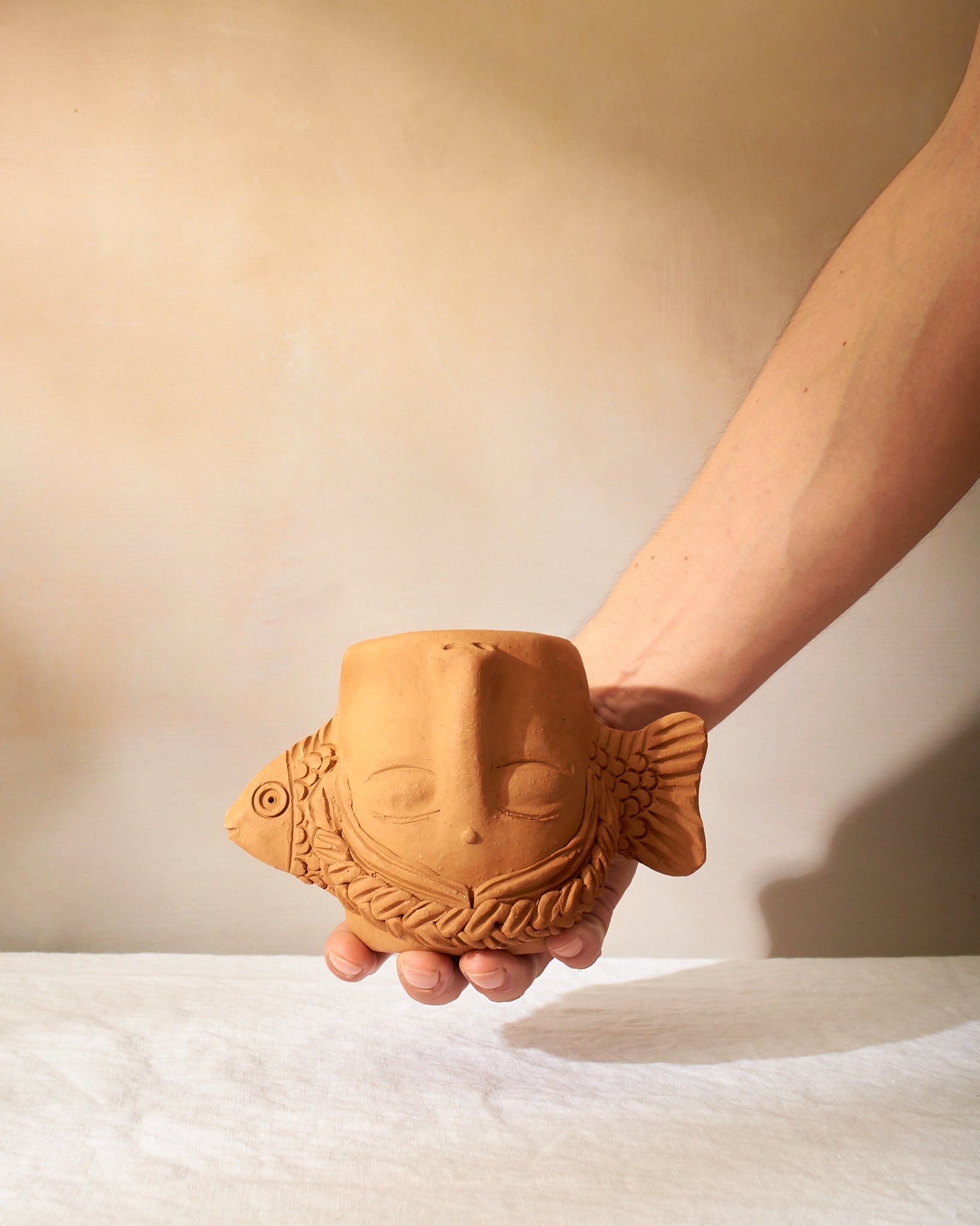 Manos Que Ven: Hand-Sculpted Oaxacan Red Clay Pottery | Eterna Home