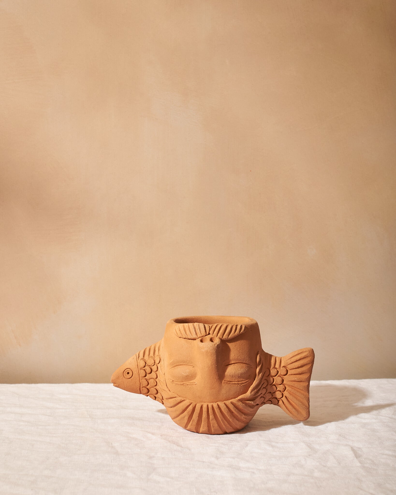 Manos Que Ven: Hand-Sculpted Oaxacan Red Clay Pottery | Eterna Home