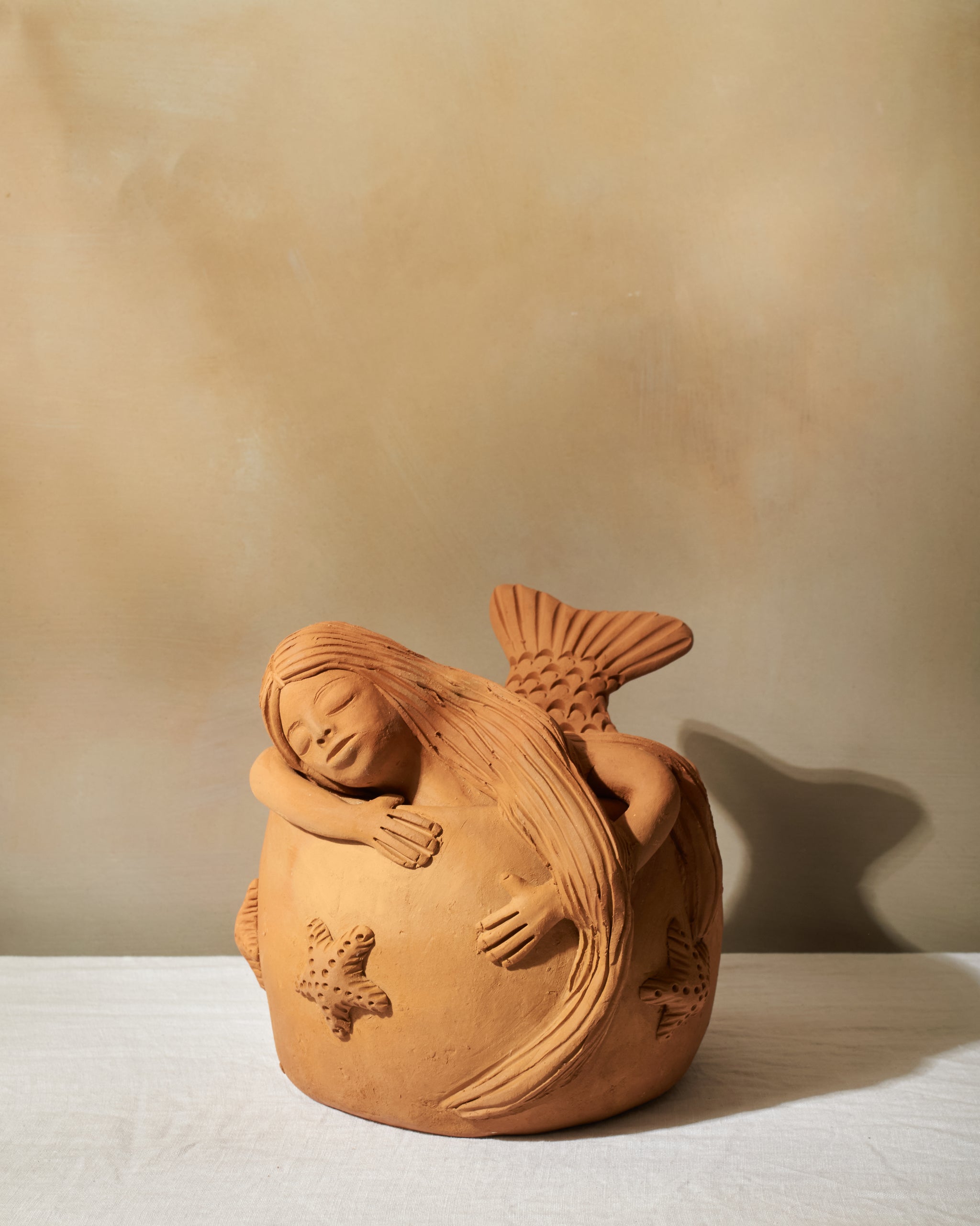 Manos Que Ven: Hand-Sculpted Oaxacan Red Clay Pottery | Eterna Home